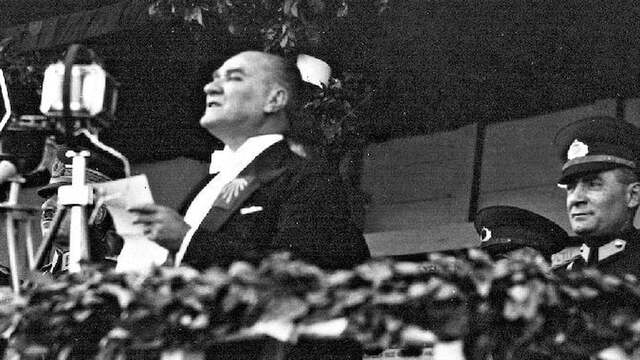 A voz de Mustafa Kemal Atatürk foi clonada.